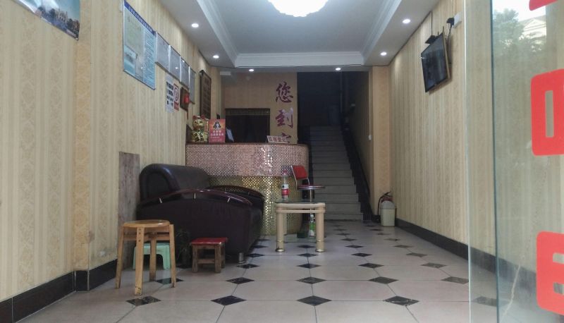 Area esterna dell'hotel - Rongfa Business Hotel