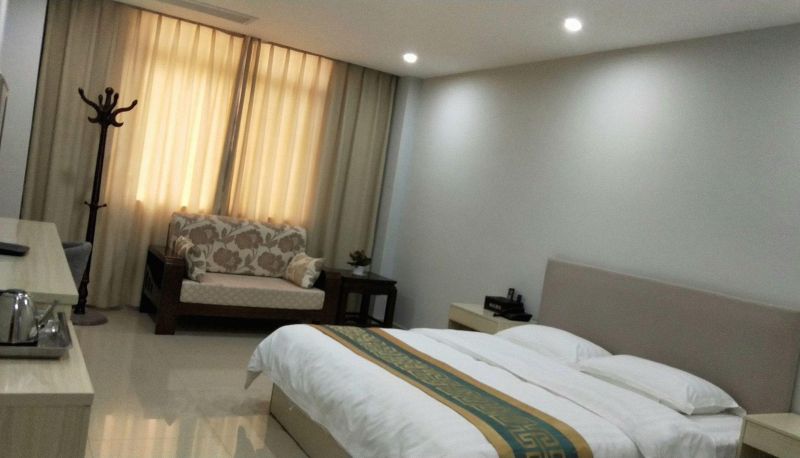 Zimmer - Zheda Hotel (Golden Nail Store)