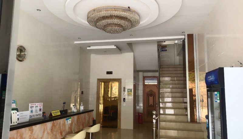 Area esterna dell'hotel - Wutong Boutique Hotel