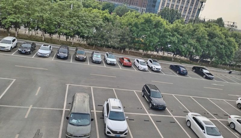 Hotel outdoor area - Yanxin Hotel (Sanhe Yanjiao Institute of Technology Store)