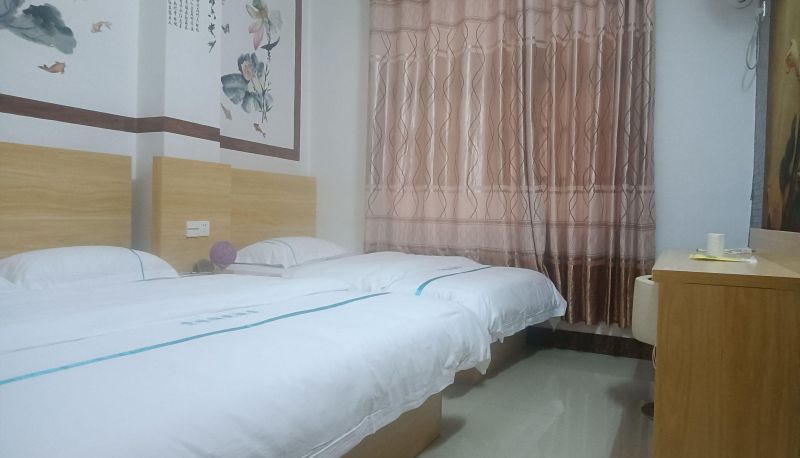 Zimmer mit Balkon - Shanglai Yajing Hotel (Port Branch)