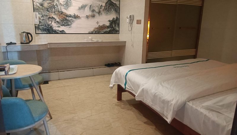 Zimmer mit Balkon - Shanglai Yajing Hotel (Port Branch)