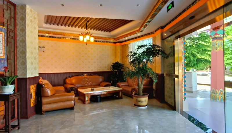 Buitenruimte van het hotel - Yuanmengji Holiday Hotel (Dukezong Ancient City Branch)