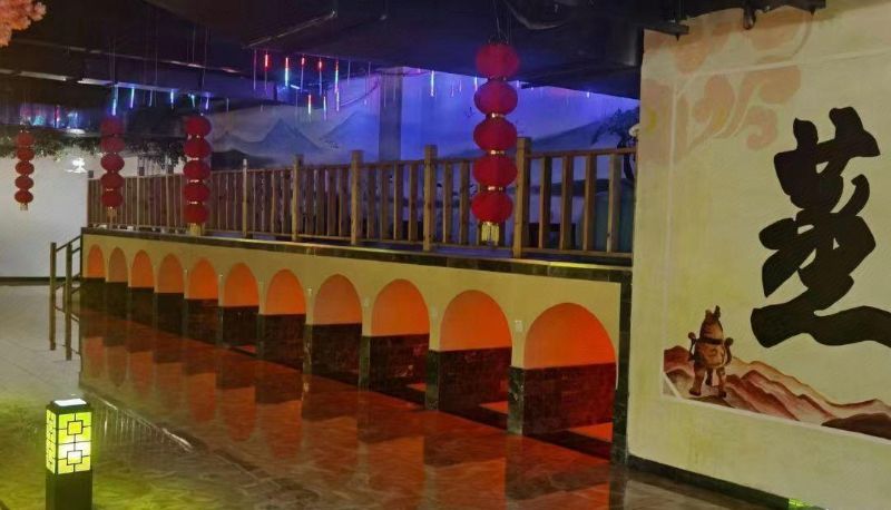Area esterna dell'hotel - Tangyue Holiday Inn