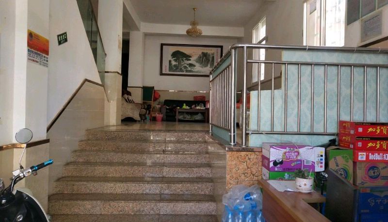 Zona exterior del hotel - Xianghe Hotel (Kunming University Store)