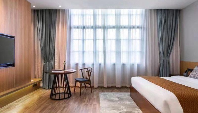 Camera - Fanshan Four Seasons Jingxi Resort Hotel