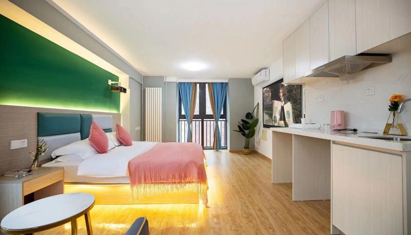 Zimmer - Moshe · Watching Hotel (Fangte Green Expo Park Branch)