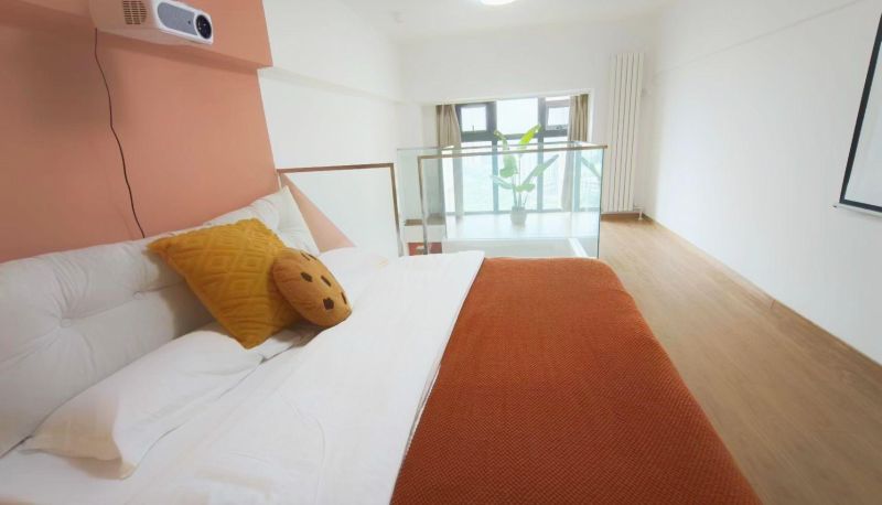 Zimmer - Moshe · Watching Hotel (Fangte Green Expo Park Branch)