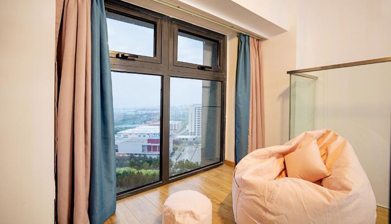 Zimmer - Moshe · Watching Hotel (Fangte Green Expo Park Branch)