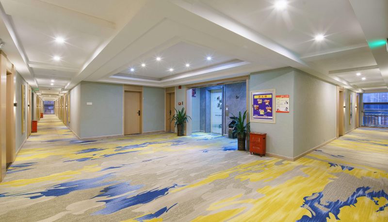 Hotel Außenbreich - Orange Peninsula International Hotel (Duyun Grand Cross Store)