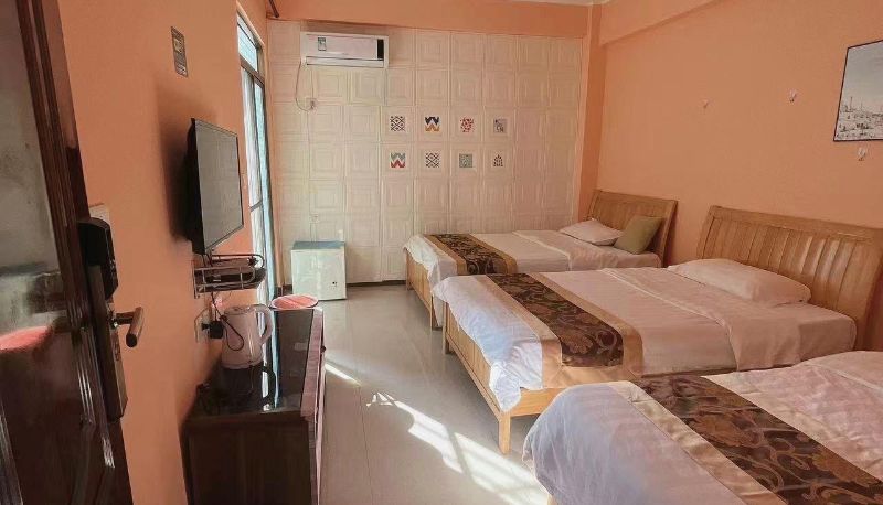 Zimmer - Love Travel Boutique Travel Rental
