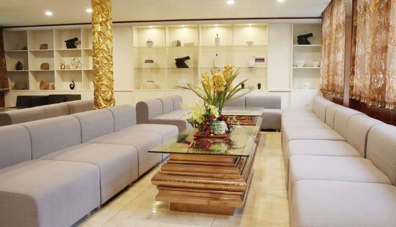 Zewnętrzna część hotelu - Pai Hotel (Hangzhou Qiandao Lake Xin'anjiang Hydropower Station Dam Store)