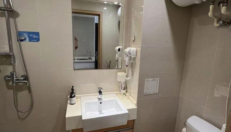 Zimmer - Pairui Light Luxury Sea View Hotel (Yantai University Store)