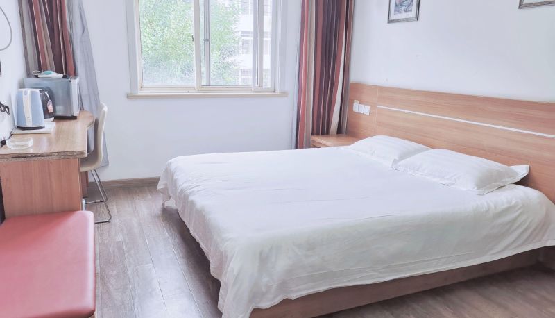 Camera business - Home Inn - Qingdao Railway North Station Yong'an Road Huayi Hotel