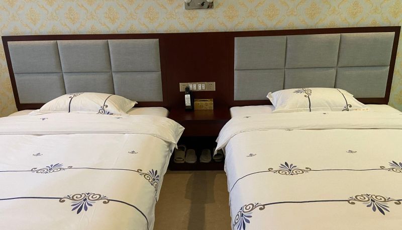 Habitación con balcón - Minshun Hotel