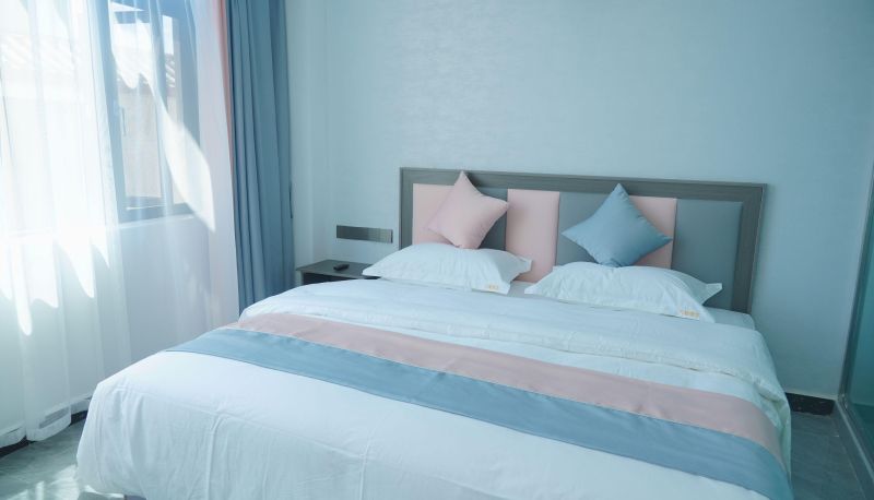 Room - Jiulong · Light Luxury Meijuku Hotel (Lijiang High Speed Rail Station Store)