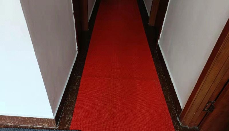 Area esterna dell'hotel - Red Forest Hotel