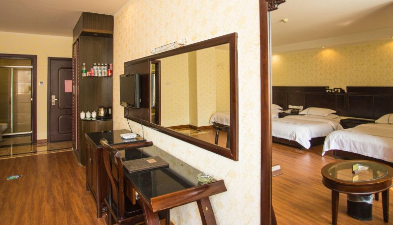 Familienzimmer - Longsheng Hotel (Guilin Longsheng Bus Station Store)