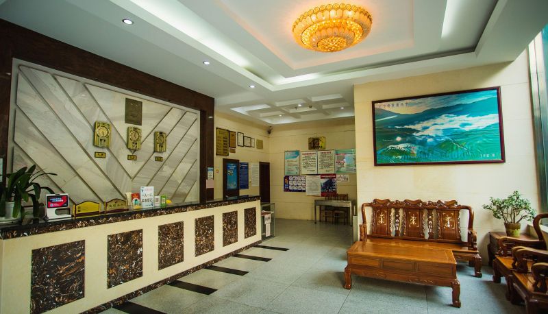 Hotel Außenbreich - Longsheng Hotel (Guilin Longsheng Bus Station Store)