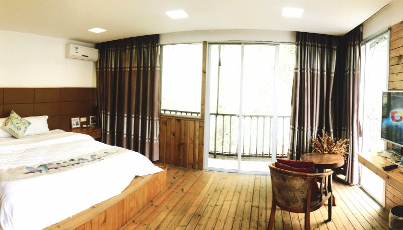 Habitación con balcón - Time Nine Hotel