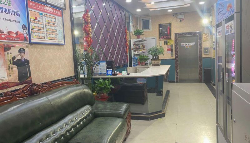 Area esterna dell'hotel - Akesuyue wutong Hotel