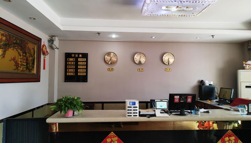Hotel outdoor area - Xinhui Business Hotel (Long'an Huaniaocheng Branch)