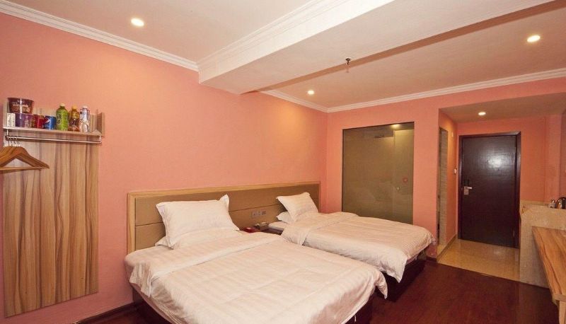 Camera - Great Wall Hotel