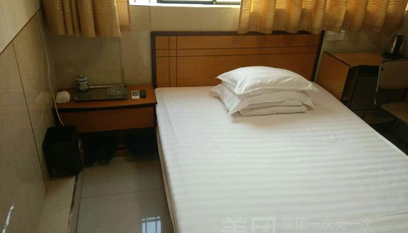 Camera - Jindu Hotel (National Defense Road Branch)
