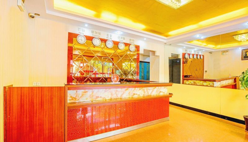 Hotel outdoor area - Golden Lion Business Hotel