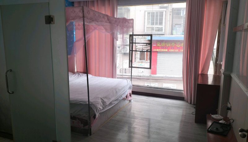 Camera - Edin Business Hotel