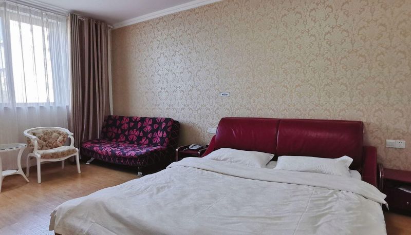 Zimmer - Roman Holiday Business Hotel (Dongtai Baiban Store)