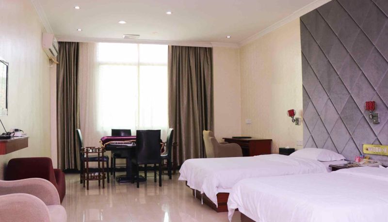 Room - New Fuhua Hotel