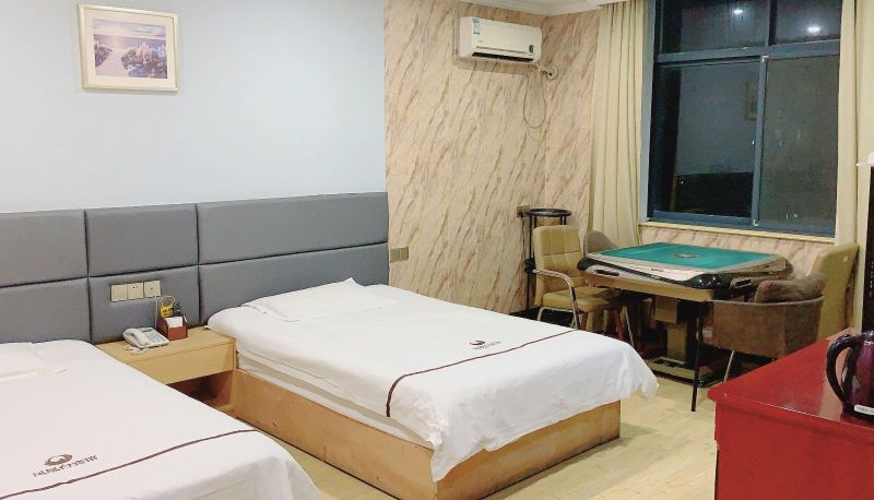 Zona exterior del hotel - Fenghuangtai Business Hotel