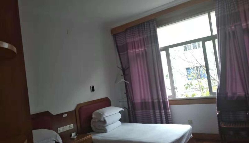 Pokój - Golden Phoenix Hotel