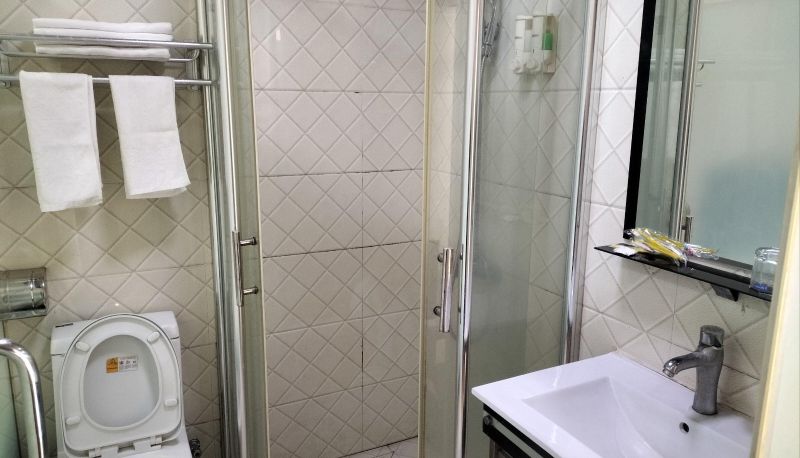 Zimmer - Shenghao Business Hotel