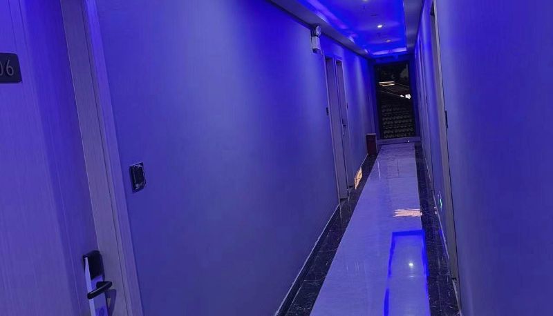 Buitenruimte van het hotel - Yueju Hotel (Shanghai Anting Subway Station Store)