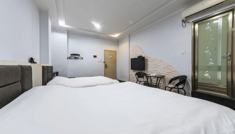 Pokój typu business - 6+1 Holiday Inn