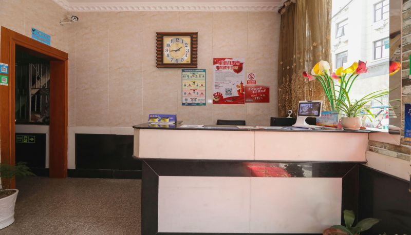 Zewnętrzna część hotelu - Golden Triangle Hotel