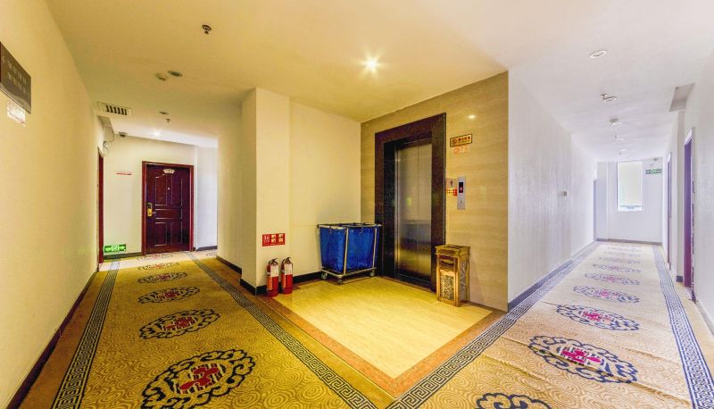 Hotel Außenbreich - Golden Crown Hotel (Keduhui Shopping Mall Branch)