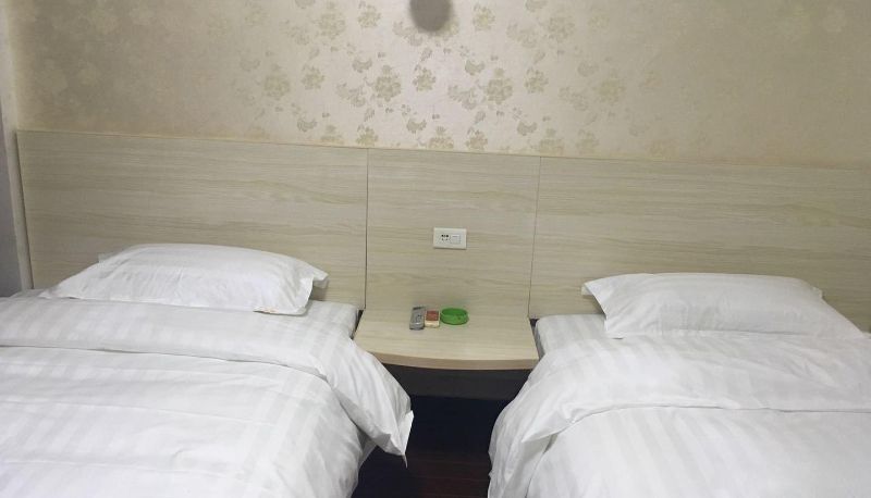 Pokój typu business - Liangyou Hotel
