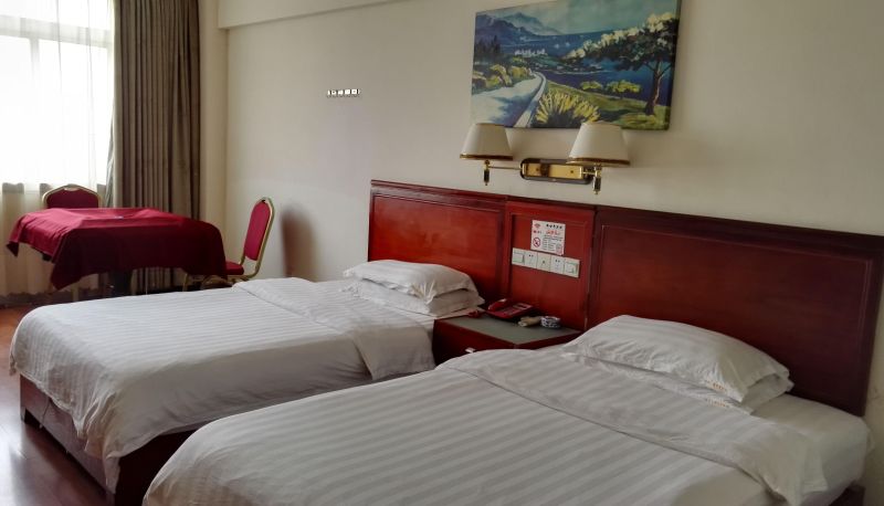 Zimmer - World's New Business Hotel