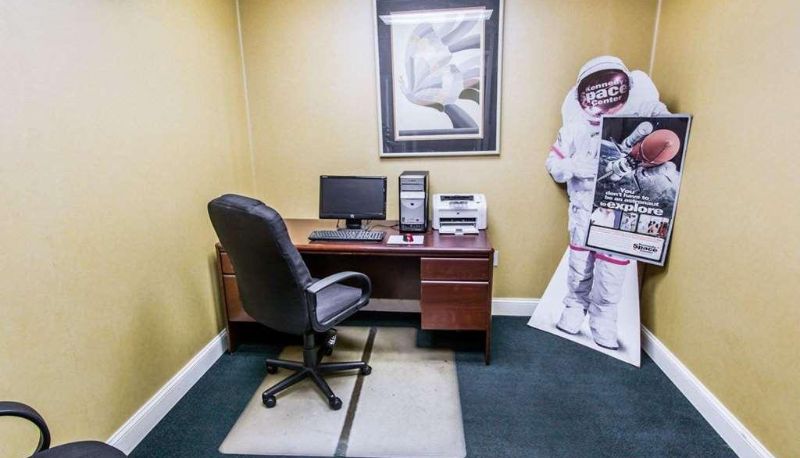 Centre d'affaires - Econo Lodge Port Canaveral Area