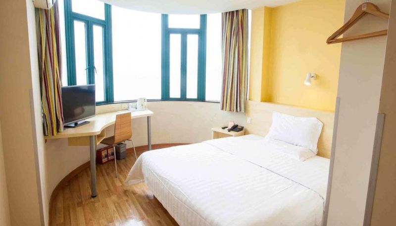 Pokój - Longda Seven Days Hotel (Linzhi Bayi Bridge Branch)