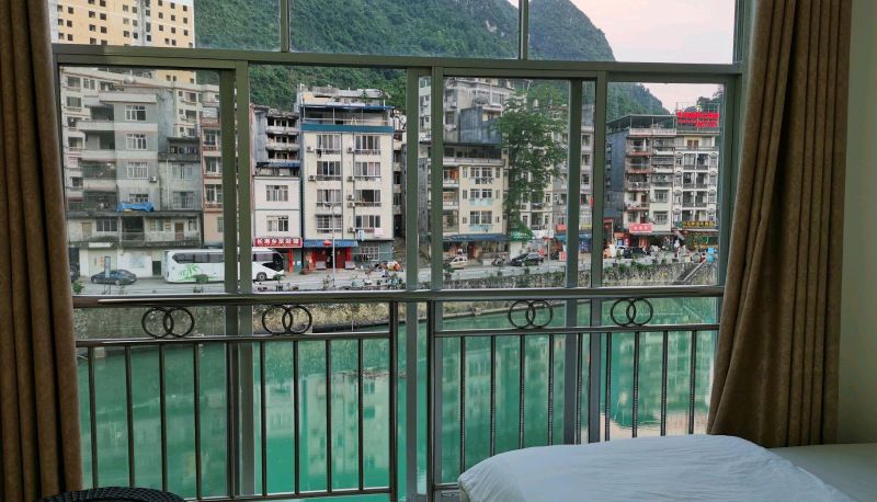 Zimmer mit Flussblick - Bama Fengyuan Hotel