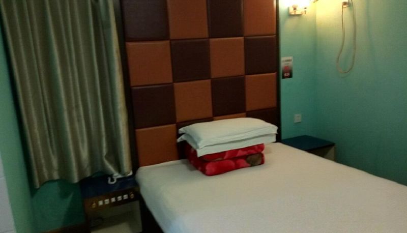 Camera - Hongfu Business Hotel (Lotus Middle Road Branch)