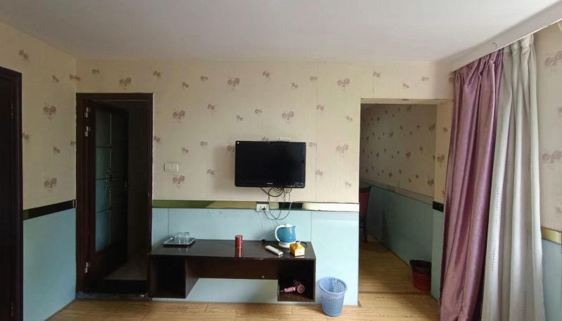 Camera business - Qiuhua Hotel
