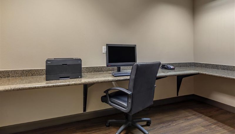 Centro de negocios - and SuitesComfort Inn