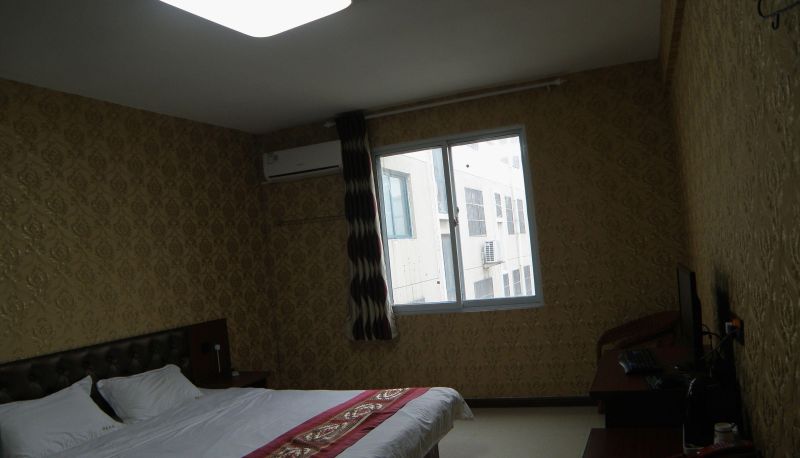Camera business - Light Stay · Shuxin Boutique Hotel (Zaozhuang Vocational College Store)