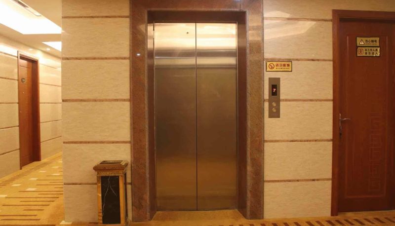 Hotel Außenbreich - Light Stay · Free Port Business Hotel (Yangchun Bus Terminal Store)