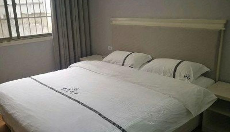 Zimmer - Quandu Hotel (Xianning Avenue Store)
